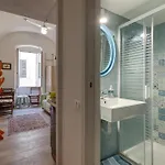 アパート Aurora La Petite Maison - Happy サンレモ