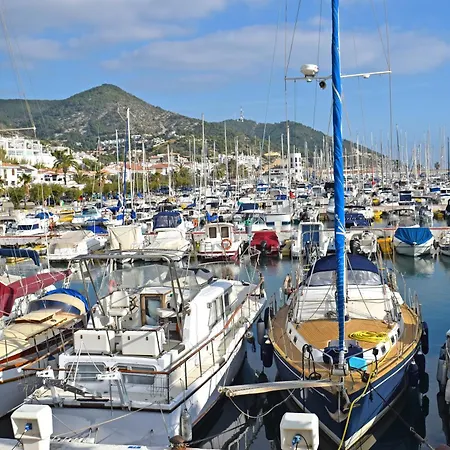 Aurora La Petite Maison - Happy アパート サンレモ