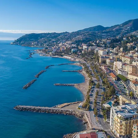 アパート Aurora La Petite Maison - Happy *