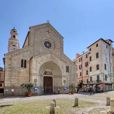 Aurora La Petite Maison - Happy * サンレモ