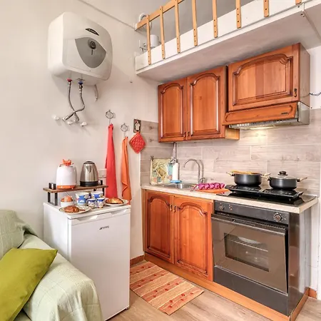 Aurora La Petite Maison - Happy Διαμέρισμα Σαν Ρέμο