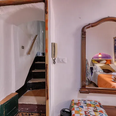 Апартаменти Aurora La Petite Maison - Happy